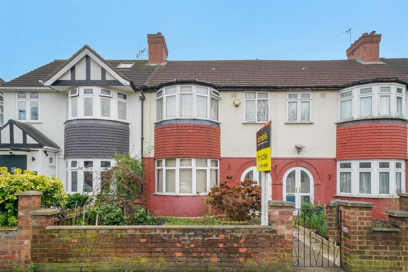 Whitton Avenue West, Greenford, Middlesex, UB6 0DX