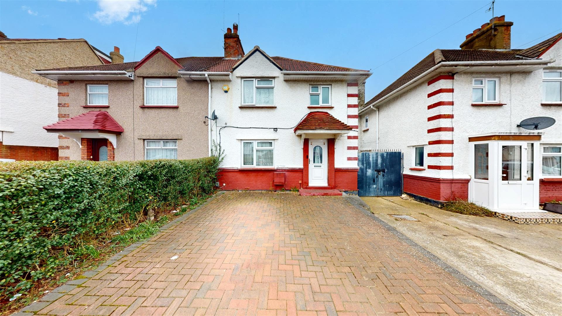 (off Lyon Park Avenue), Wembley, Middlesex, HA0 4DW