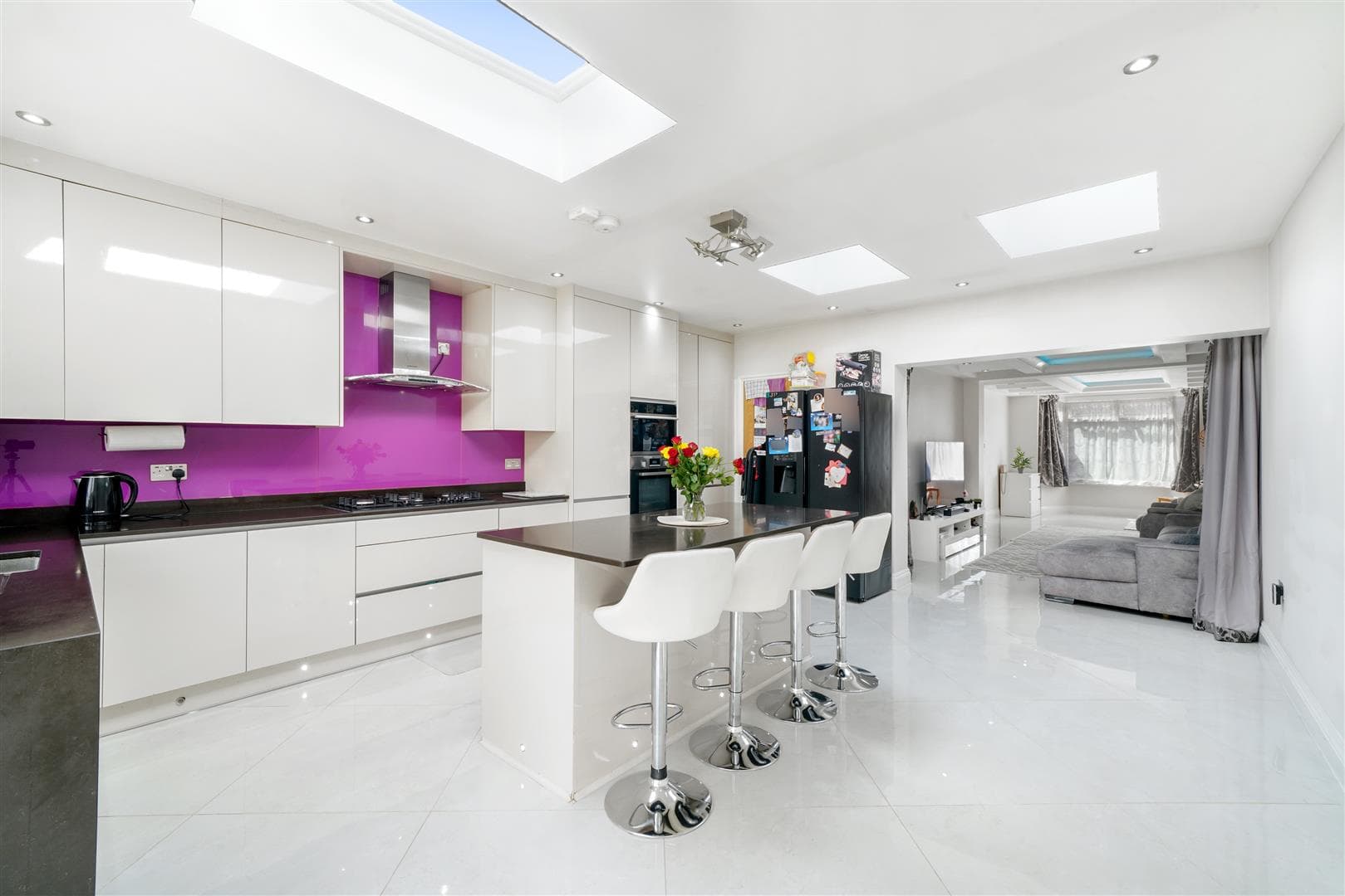 Bourne View, Greenford, UB6 7QS