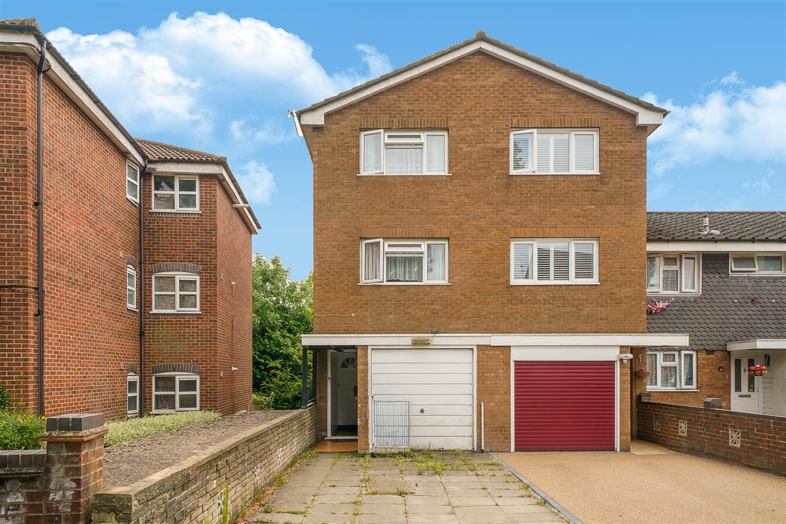 Dimmock Drive, Greenford, UB6 0SJ