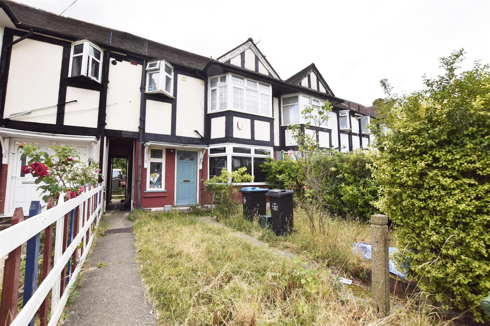 Kenmere Gardens, Wembley, Middlesex, HA0 1TE