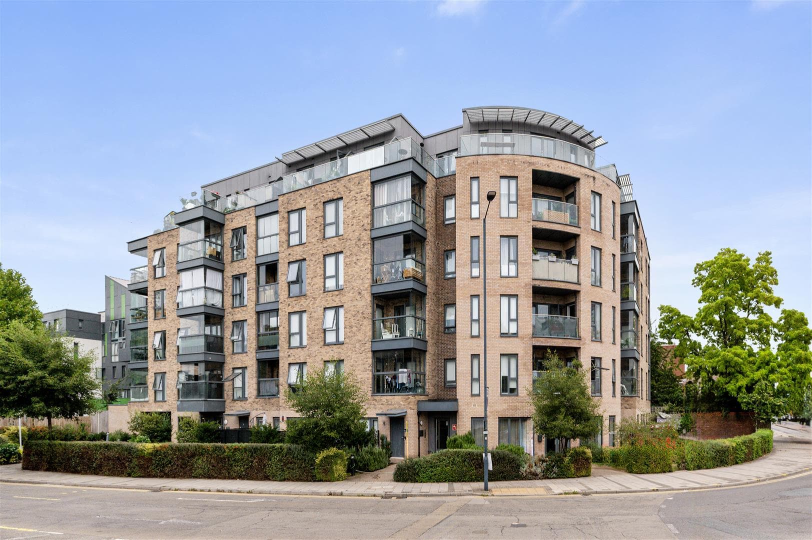 18 Neasden Lane, Neasden, London, NW10 2TS