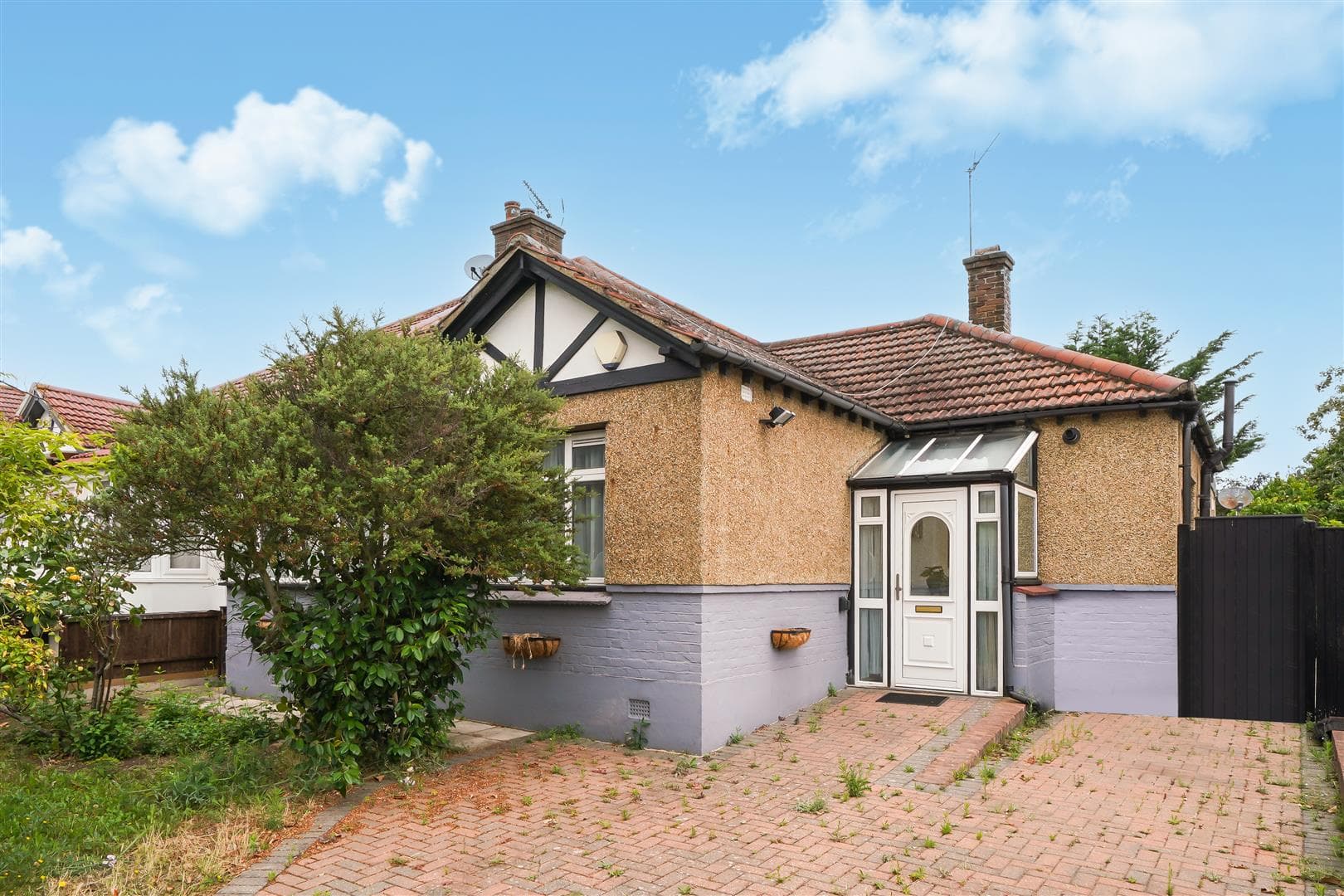 Tudor Close, Kingsbury, London, NW9 8SU