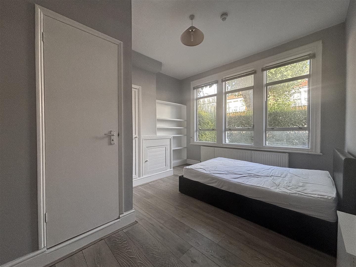 Cedar Road, Cricklewood, London, NW2 6SN