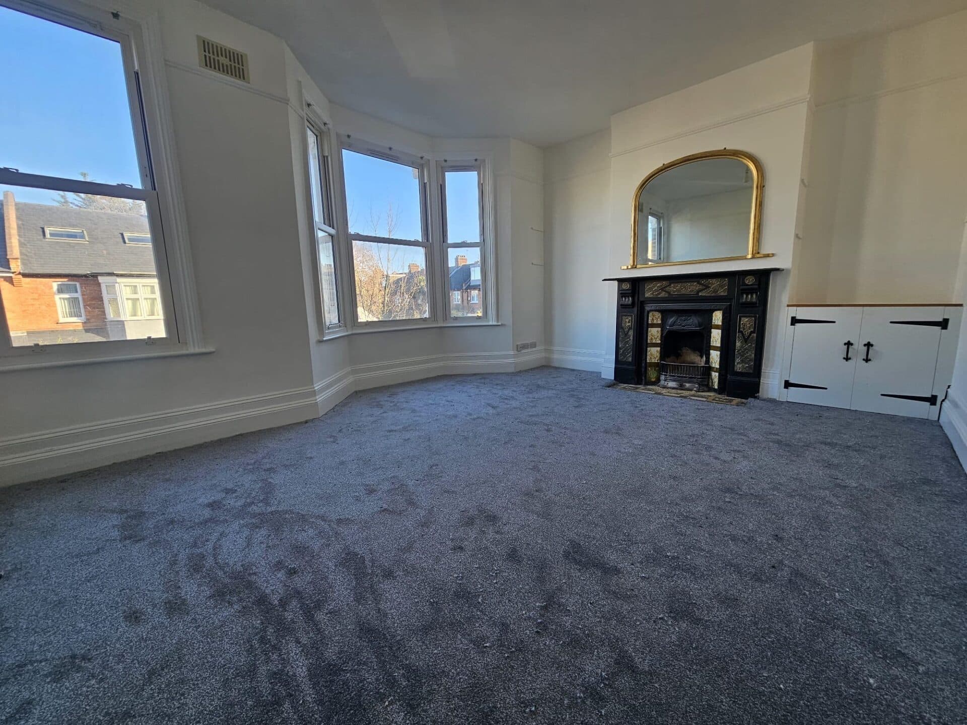 Leghorn Road, Kensal Green, London, NW10 4PG