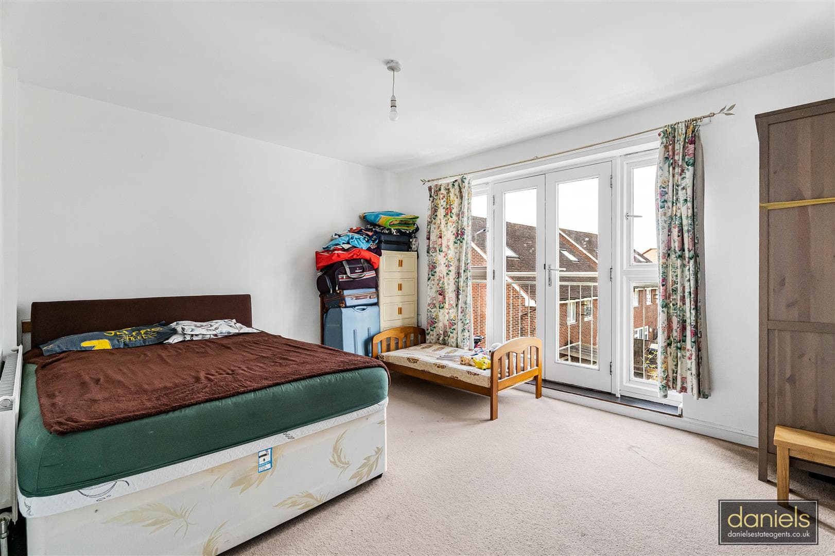 Wakeling Lane, Wembley, Middlesex, HA0 3HT