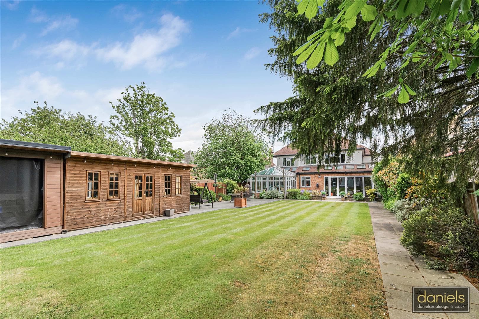 Sudbury Court Drive, Harrow, HA1 3SZ