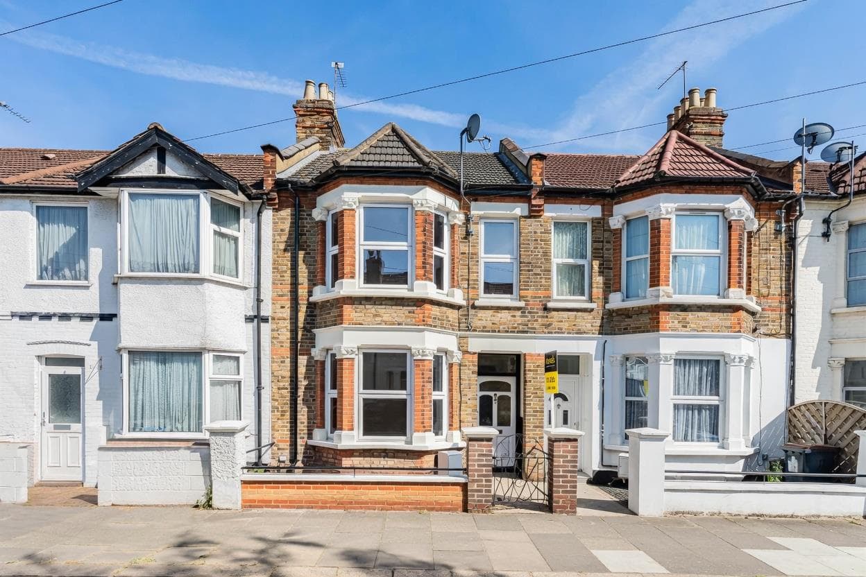 Priory Avenue, Wembley, HA0 2SB