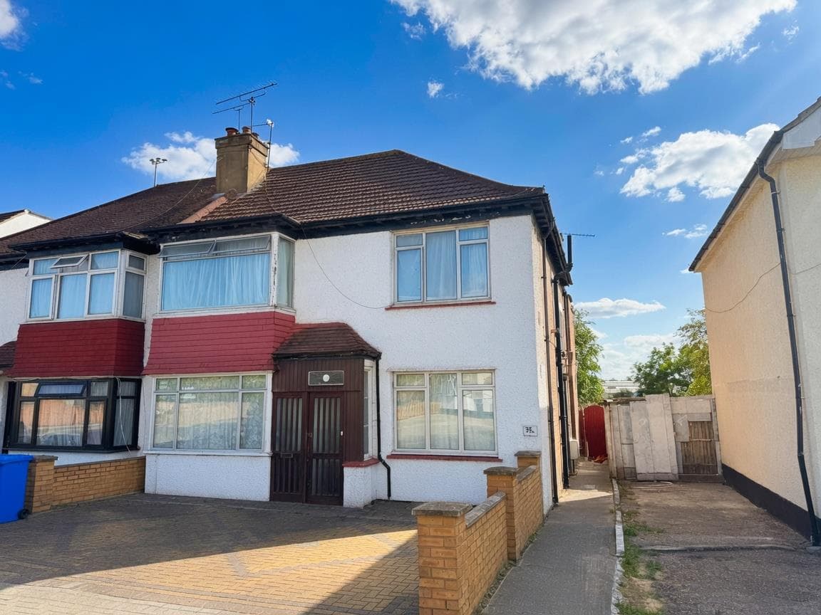 Village Way, Neasden, NW10 0LN
