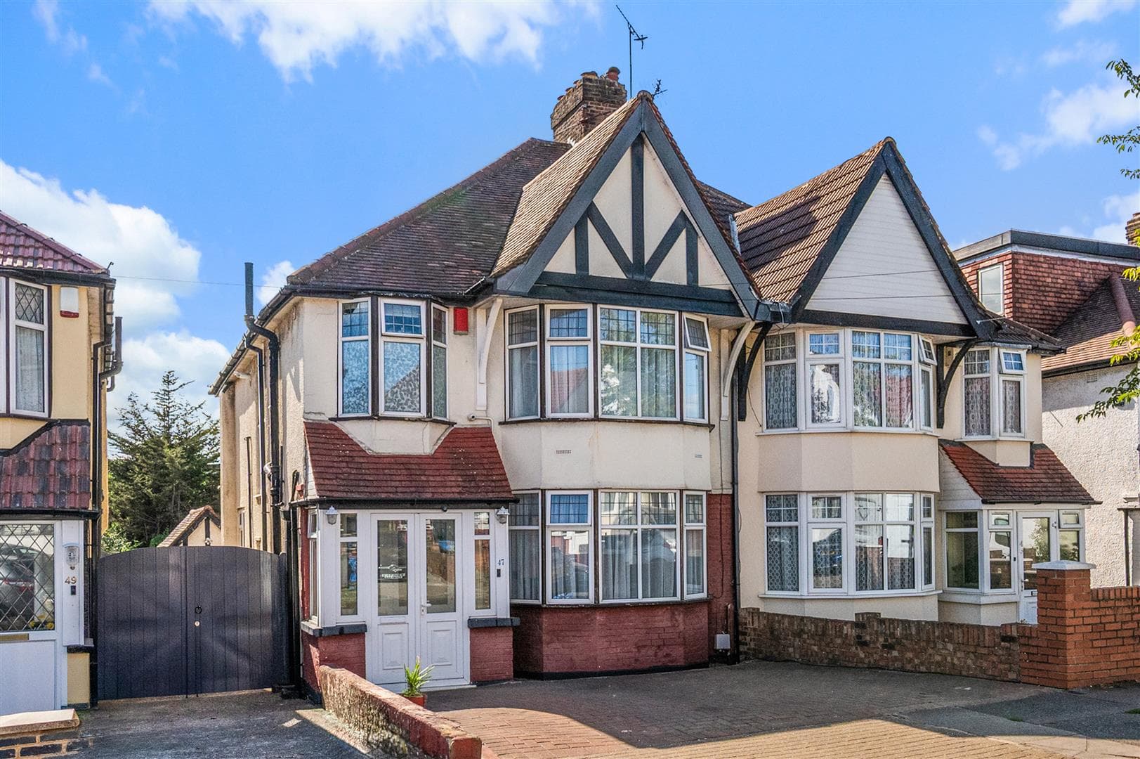 Ballogie Avenue, Neasden, London, NW10 1SU