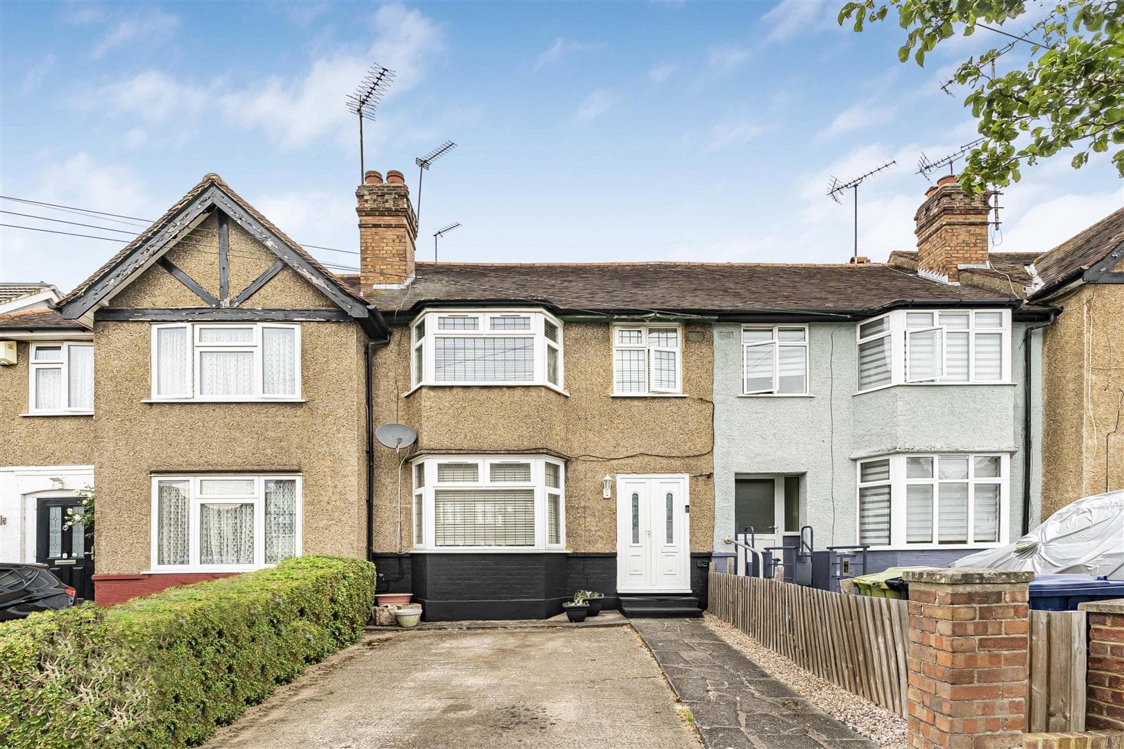 Drew Gardens, Greenford, UB6 7QF