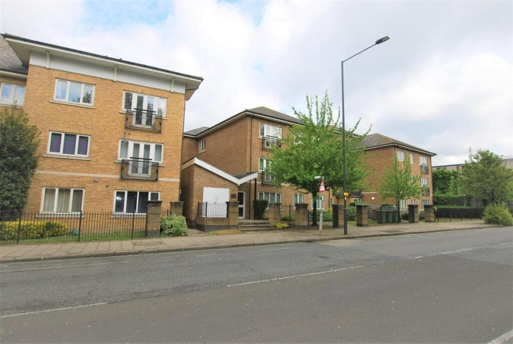 Taverners Court, Forty Avenue, Wembley, Middlesex, HA9 8RU