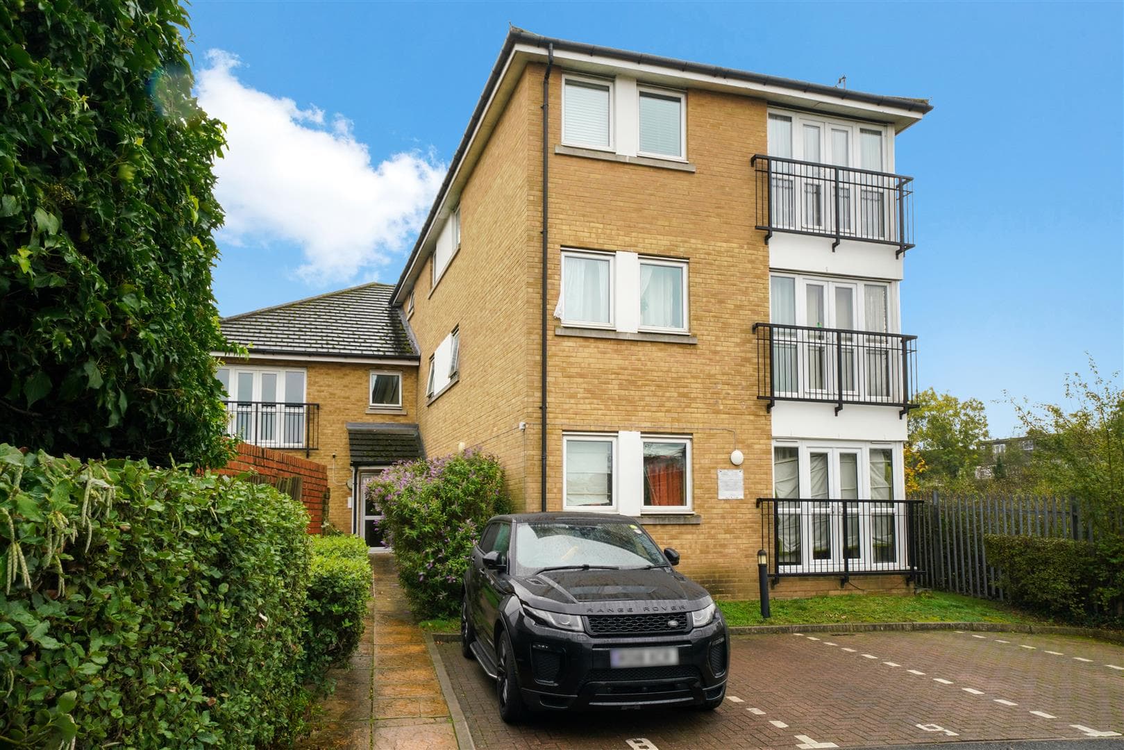 Greenford Road, Harrow, HA1 3QT