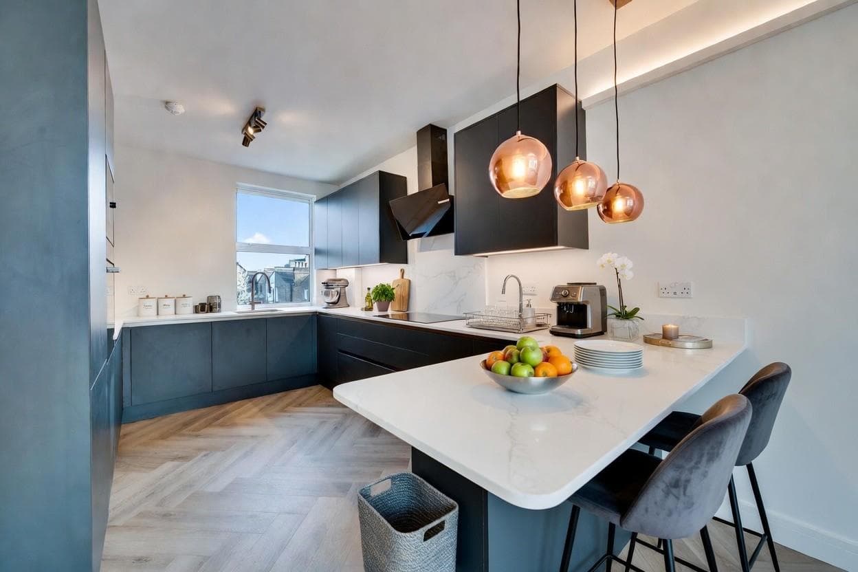 Minet Gardens, London, NW10 8AS