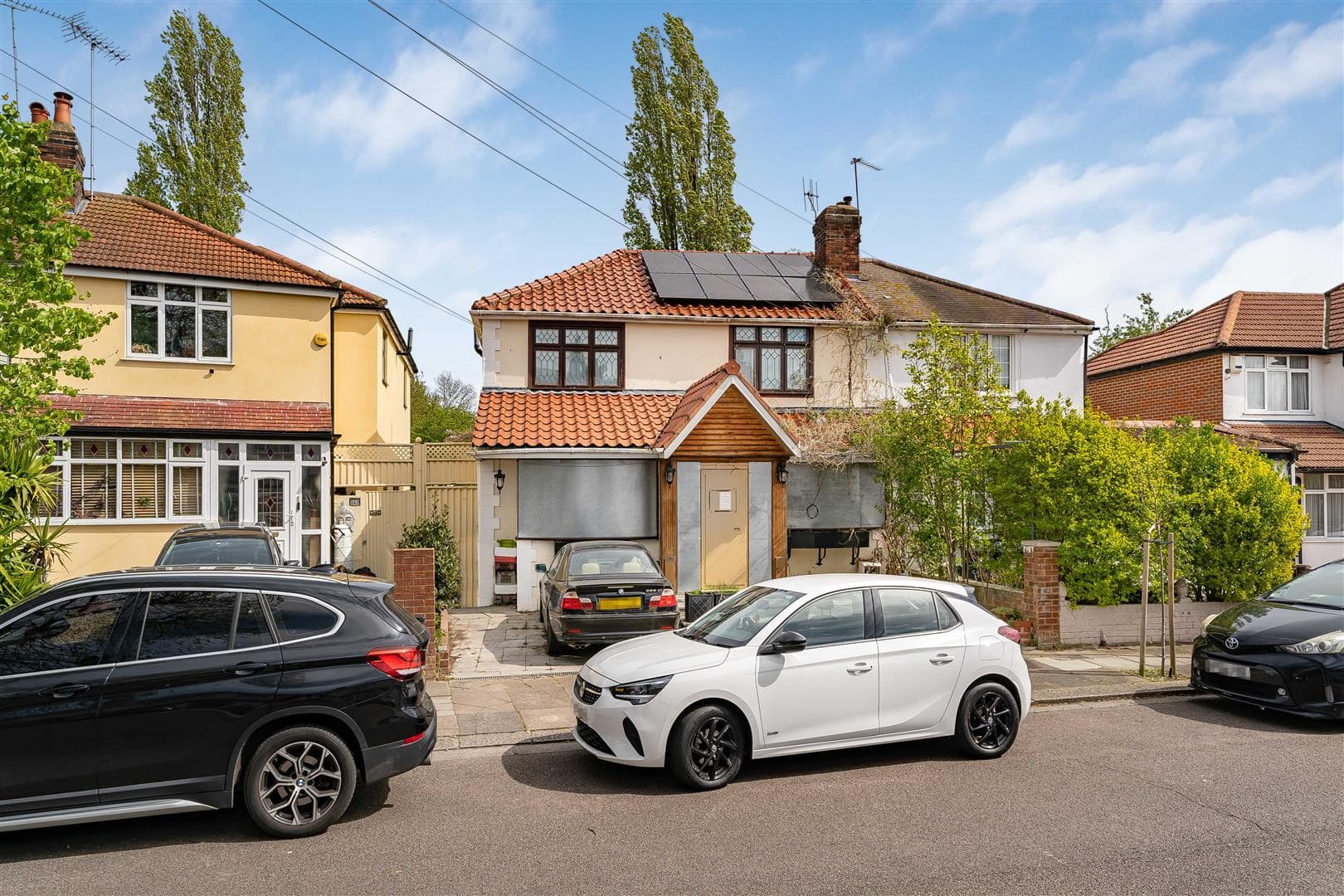 Empire Road, Perivale, Greenford, UB6 7EG