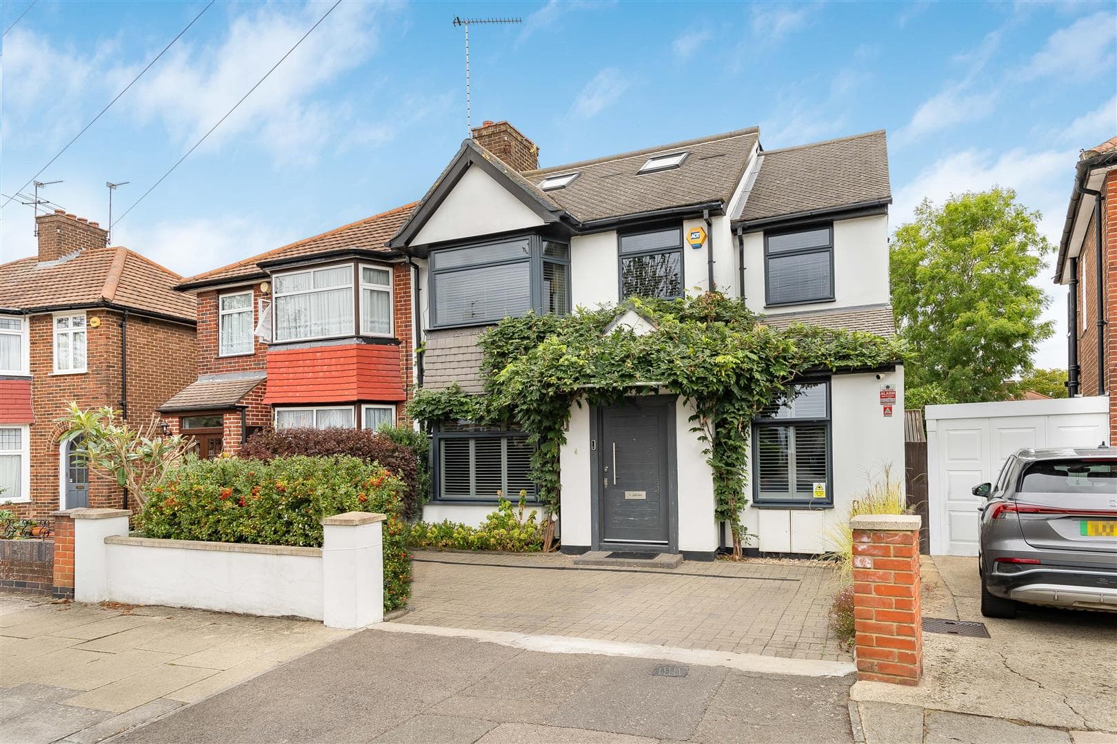 Oakwood Crescent, Greenford, UB6 0RF